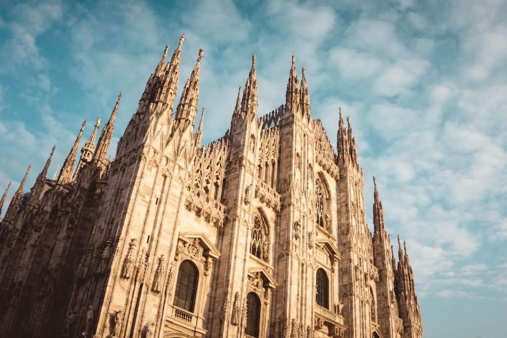 Linate Airport Elegant Suite,Tram 1 Minute Away Milan Luaran gambar