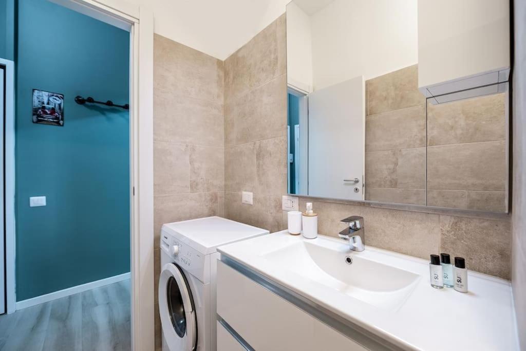 Linate Airport Elegant Suite,Tram 1 Minute Away Milan Luaran gambar