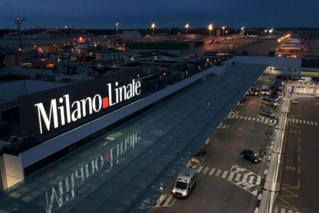 Linate Airport Elegant Suite,Tram 1 Minute Away Milan Luaran gambar